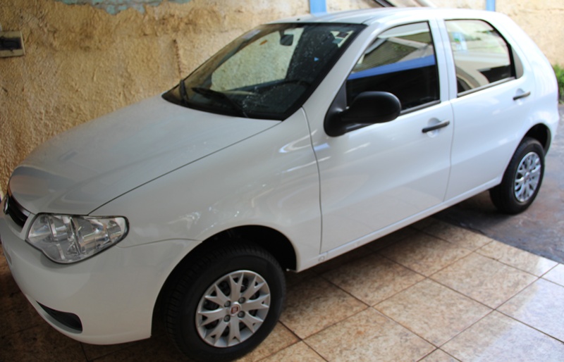 Prefeitura e Estado entregam carro zero para o Conselho Tutelar